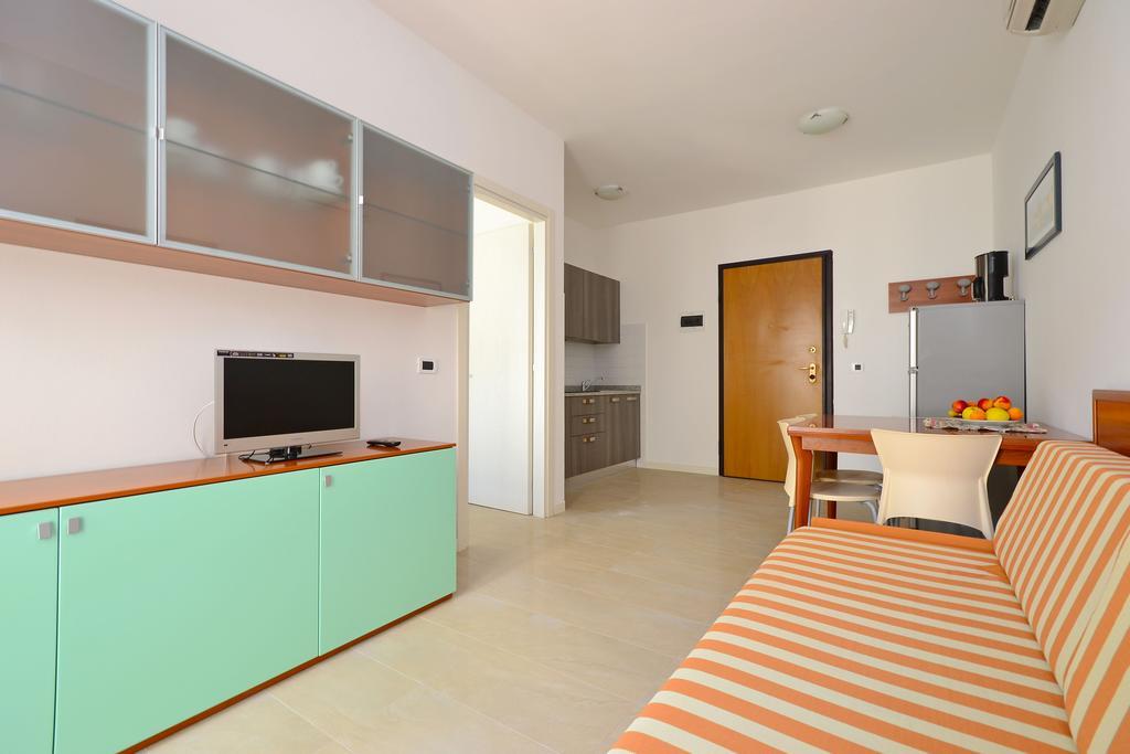 Residenza Verde Apartman Lignano Sabbiadoro Szoba fotó